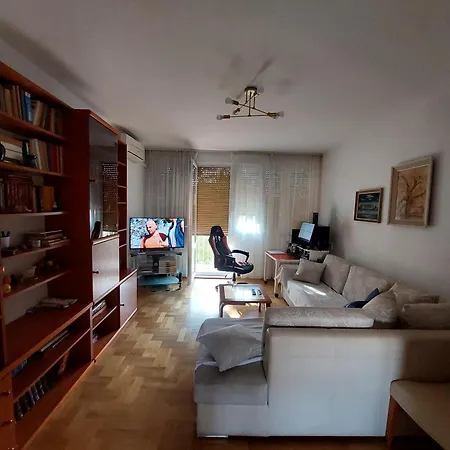 Apartman Jela